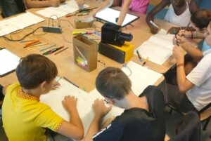 Atelier initiation à la projection sur lanterne magique et bazuca poética